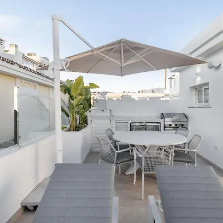 The Exquisite Townhouse In Aloha Gardens * Marbella