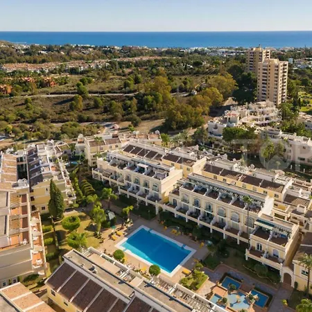 The Exquisite Townhouse In Aloha Gardens Holiday home Marbella