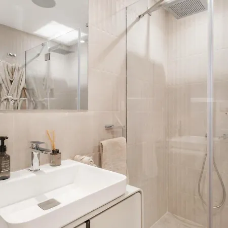 Tatil Evi The Exquisite Townhouse In Aloha Gardens