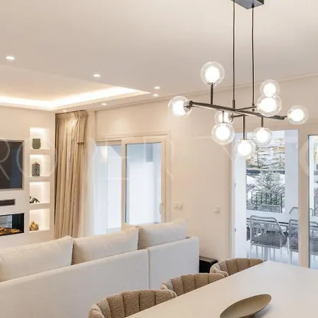 Feriehus The Exquisite Townhouse In Aloha Gardens *