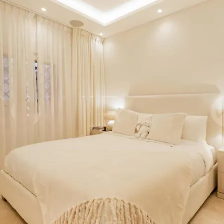 The Exquisite Townhouse In Aloha Gardens Prázdninový dům Marbella